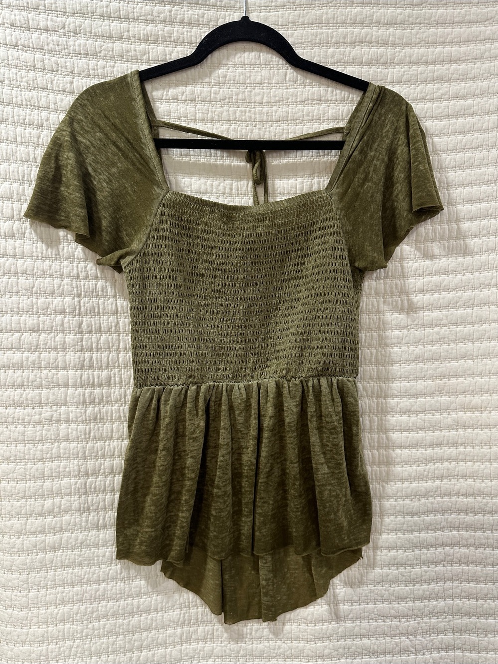 Rewash Boho Smocked Flutter Sleeve High-Low Burnout Top.